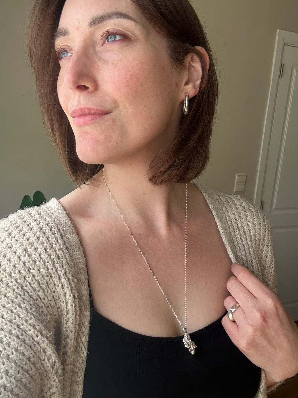 The seashell charm
