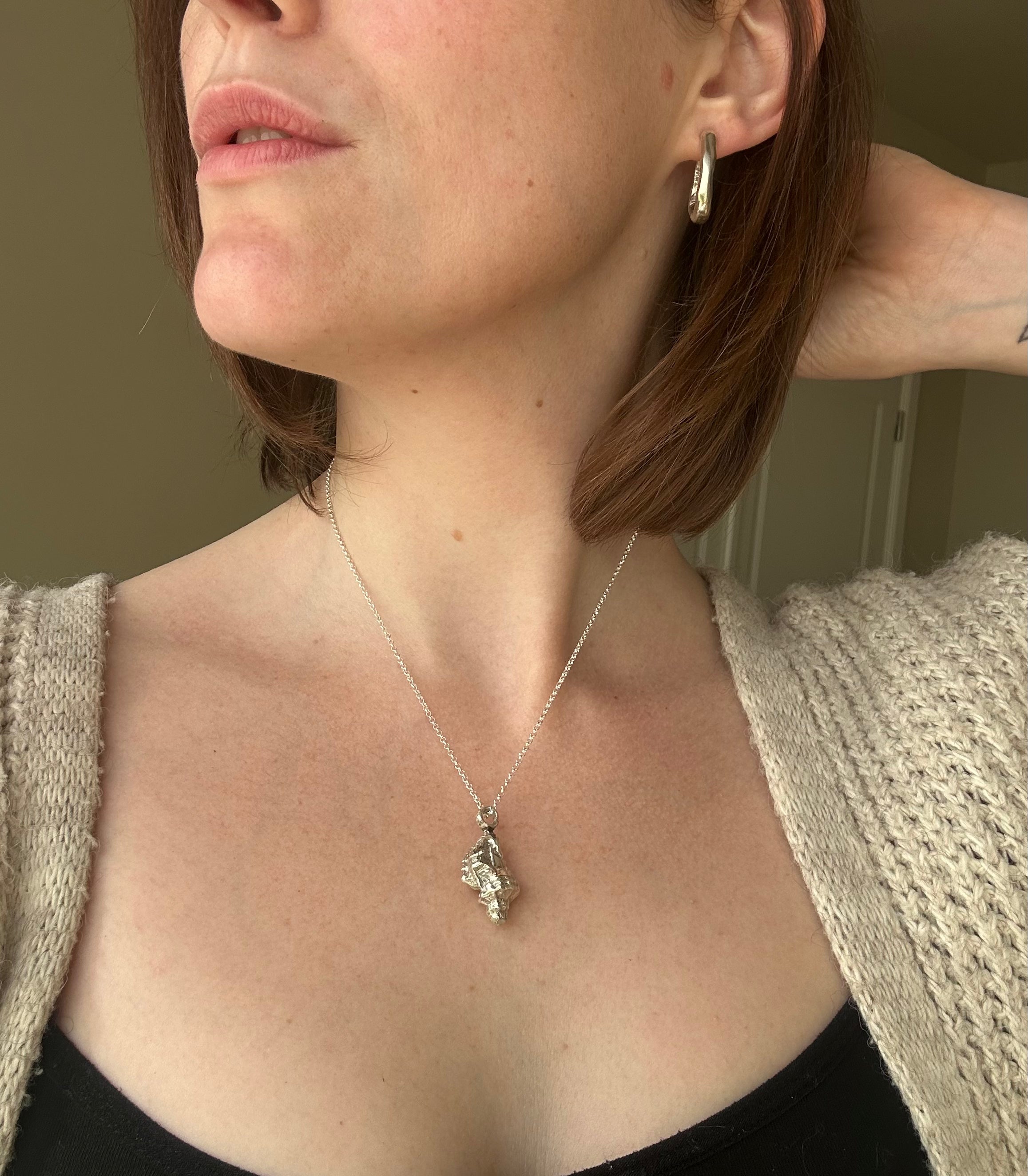 The seashell charm